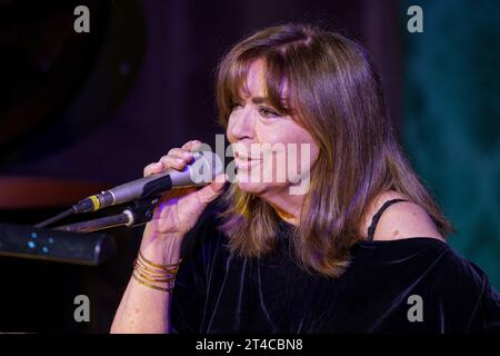 Maria del Mar Bonet i Verdaguer, Konzert in der Kirche von Consolacio, Sant Joan, Mallorca, Spanien Stockfoto