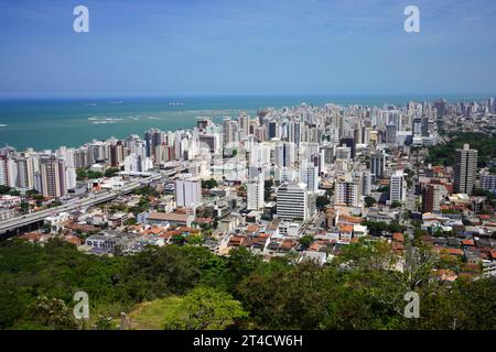 Panoramablick auf die Metropolregion Vitoria, Espirito Santo, Brasilien Stockfoto