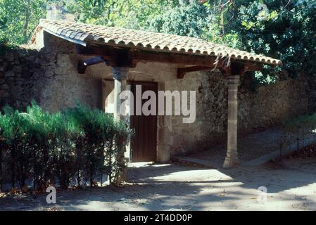 PORCHE DE ENTRADA. Lage: MONASTERIO. CUACOS DE YUSTE. CACERE. SPANIEN. Stockfoto