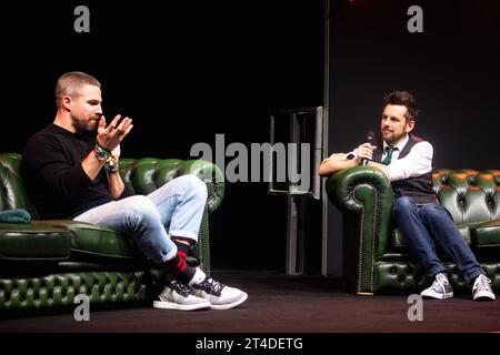 Stephen Amell | erster Tag der MCM Comic Con im Excel Messezentrum in London am 27. Oktober 2023 Stockfoto
