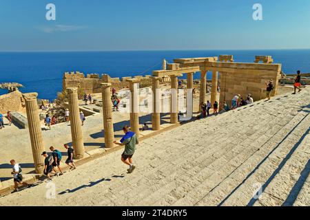 Teil der Akropolis von Lindos auf der Insel Rhodos, Griechenland. Stockfoto