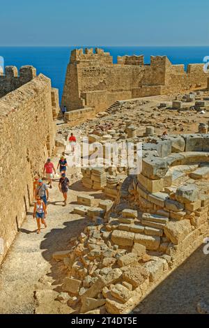 Teil der Akropolis von Lindos auf der Insel Rhodos, Griechenland. Stockfoto