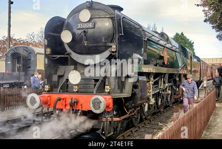 Dampfzug UK Heritage Railway, Nr. 35006, P7O Navy Class, Toddington GWR, Winchcombe, Gloucestershire, England. Stockfoto