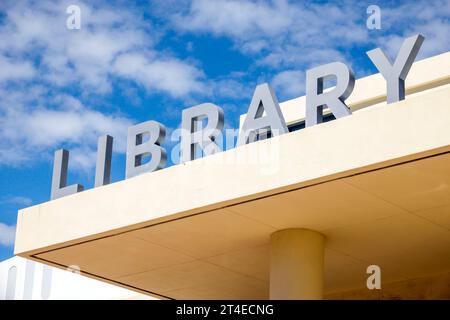 Miami Beach Florida, Außenansicht, Vordereingang des Gebäudes, Hauptbibliothek, allgemeines Schild Stockfoto