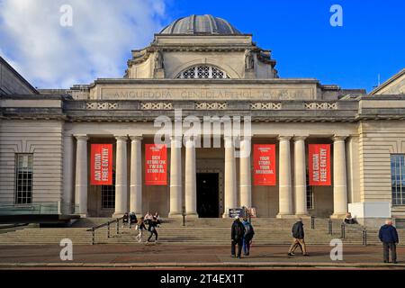 Amgueddfa Genedlaethol Cymru - National Museum of Wales, Cathays Park, Cardiff. Vom Oktober 2023. Herbst. Stockfoto