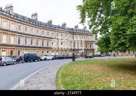 The Circus Bath, Stadthäuser mit georgianischer Architektur im Stadtzentrum von Bath, UNESCO-Weltkulturerbe, Somerset, England, Großbritannien, 2023 Stockfoto