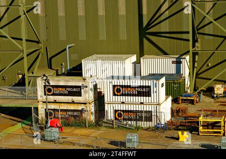 INVERGORDON, SCHOTTLAND – 4. September 2023: Invergordon ist eine Stadt in Easter Ross, Highland, Schottland. Der ehemalige Marinestützpunkt ist ein Tiefwasserhafen Stockfoto