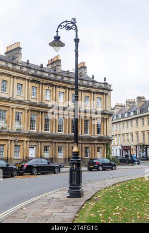 The Circus Bath, Stadthäuser mit georgianischer Architektur im Stadtzentrum von Bath, UNESCO-Weltkulturerbe, Somerset, England, Großbritannien, 2023 Stockfoto