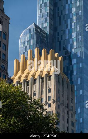 Die Trump Parc Eigentumswohnungen befinden sich im Central Park South, 2023, New York City, USA Stockfoto