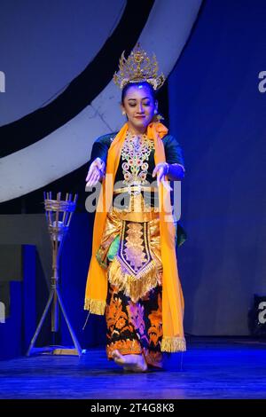 Tayub Sukowati Tanz aus Sragen Central Java, Indonesien. Stockfoto
