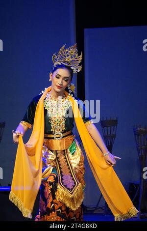 Tayub Sukowati Tanz aus Sragen Central Java, Indonesien. Stockfoto