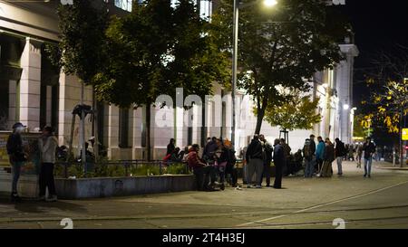 Eindrücke von 'Gürtel' bei Nacht, Wien, eine Ader von Wien und eine zentrale Meile von Wiens Nachtleben Stockfoto