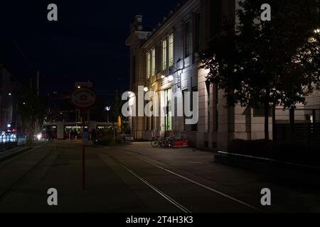 Eindrücke von 'Gürtel' bei Nacht, Wien, eine Ader von Wien und eine zentrale Meile von Wiens Nachtleben Stockfoto