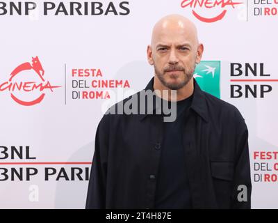 Rom, Italien. Oktober 2023. Rom, Rom Film Fest 2023. Filmfestival In Rom. Fotoruffilm "Suburraeterna". Im Bild: Filippo Nigro Credit: Unabhängige Fotoagentur/Alamy Live News Stockfoto