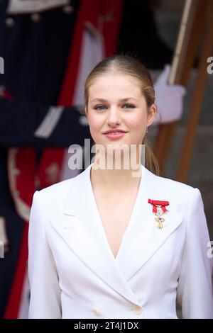 Madrid, Spanien. 31. Oktober 2023. KRONPRINZESSIN LEONOR nimmt beim Abgeordnetenkongress in Madrid, Spanien, den Treueid auf die spanische Verfassung der Prinzessin von Asturien ab. (Kreditbild: © Jack Abuin/ZUMA Press Wire) NUR REDAKTIONELLE VERWENDUNG! Nicht für kommerzielle ZWECKE! Stockfoto