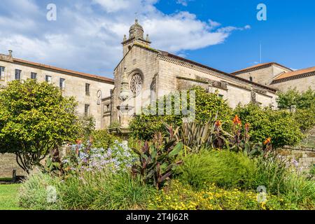 Blick auf die Kirche und das Kloster San Francisco in der Stadt Pontevedra in Galicien, Spanien. Stockfoto