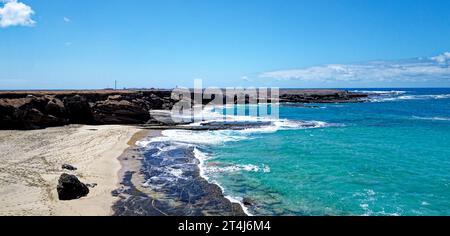 Blick auf Playa de los Ojos - Strand Los Ojos - bei El Puerto de la Cruz, Halbinsel Jandia, Fuerteventura, Kanarische Inseln, Spanien - 21.09.2023 Stockfoto