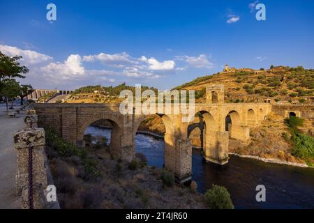 Alcantara-Brücke (Puente de Alcantara) Römische Brücke, Alcantara, Extremadura, Spanien Stockfoto