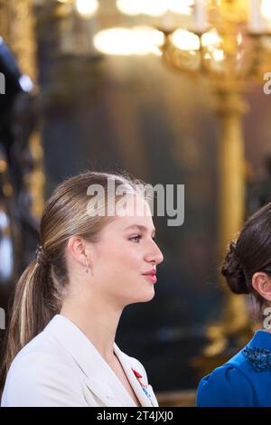 Madrid. Spanien. 20231031 leistet Kronprinzessin Leonor am 31. Oktober 2023 in Madrid den Treueid zur spanischen Verfassung der Prinzessin von Asturien im Königspalast Stockfoto