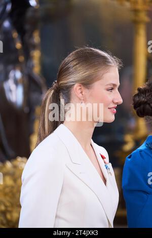 Madrid. Spanien. 20231031 nimmt Königin Letizia von Spanien am 31. Oktober 2023 in Madrid den Treueid zur spanischen Verfassung der Prinzessin von Asturien im Königspalast ab Stockfoto