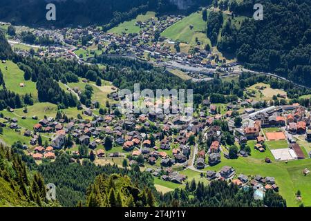 Hoher Aussichtspunkt der Dörfer wengen und lauterbrunnen im berner oberland schweiz Stockfoto