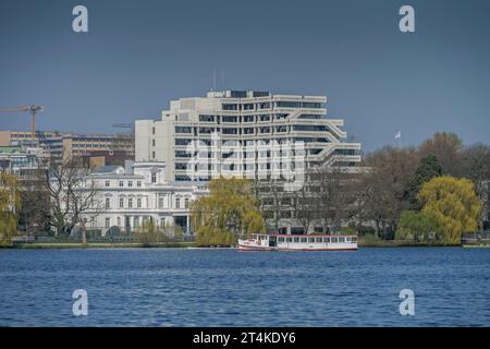 Generalkonsulat der Vereinigten Staaten, Wohnhaus, Alsterufer, Außenalster, Hamburg, Deutschland *** Generalkonsulat der Vereinigten Staaten, Wohngebäude, Alsterufer, Außenalster, Hamburg, Deutschland Credit: Imago/Alamy Live News Stockfoto