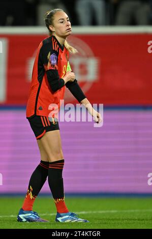 Heverlee, Belgien. 31. Oktober 2023. Die Belgierin Tessa Wullaert sieht bei einem Fußballspiel zwischen der belgischen Frauennationalmannschaft Red Flames und England, Spiel 4/6 in der Gruppe A1 der UEFA Women's Nations League 2023-2024, am Dienstag, den 31. Oktober 2023, in Heverlee aus. BELGA FOTO DAVID CATRY Credit: Belga News Agency/Alamy Live News Stockfoto