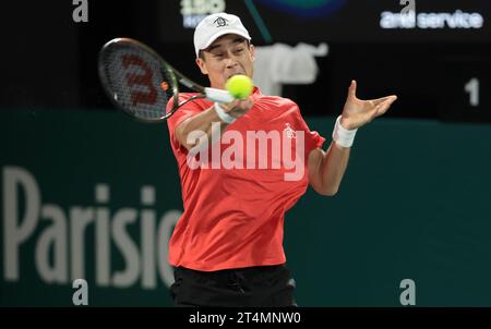 Paris, Frankreich. 31. Oktober 2023. Mackenzie McDonald aus den USA am 2. Tag des Tennisturniers Rolex Paris Masters 2023, ATP Masters 1000 am 31. Oktober 2023 in der Accor Arena in Paris, Frankreich - Foto Jean Catuffe/DPPI Credit: DPPI Media/Alamy Live News Stockfoto