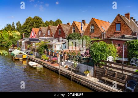 Altstadt und Gracht in Friedrichstadt, Kreis Nordfriesland, Schleswig-Holstein, Deutschland, Europa | Kanal der Altstadt von Friedrichstadt, dist Stockfoto