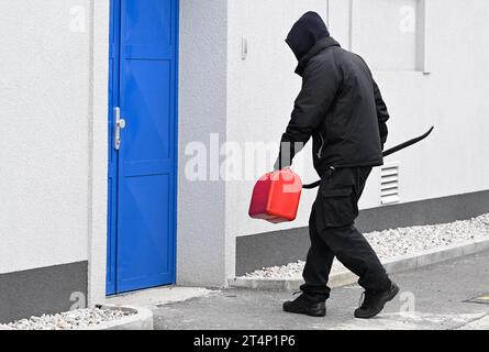 Prag, Tschechische Republik. November 2023. Die Übung Hyg-Toxy 2023, die einen Angriff einer unbekannten Substanz auf die Wasserinfrastruktur in Prag simuliert, fand am 1. November 2023 statt. Quelle: Katerina Sulova/CTK Photo/Alamy Live News Stockfoto