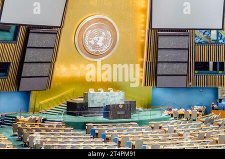 NEW YORK CITY – 28. MAI: Die Generalversammlung, Hauptquartier der Vereinten Nationen, New York City, USA, 28. Mai 2013. es ist der größte Raum der Vereinigten Staaten Stockfoto