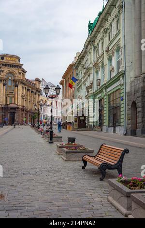 Moskau, Russland-12. August 2023: Blick auf die Kuznetsky-Straße, Fußgängerzone, Moskau, Russland Stockfoto