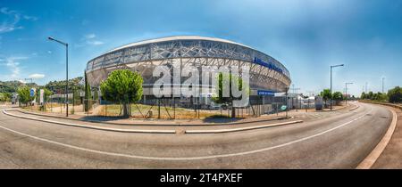 NIZZA, FRANKREICH - 16. AUGUST: Außenansicht der Allianz Riviera Stade de Nice, Cote d'Azur, Frankreich, am 16. August 2019. Im Stadion finden Heimspiele von O statt Stockfoto