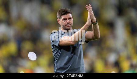 Steven Gerrard, Head Coach des Al Ettifaq FC während des 16. Runde des SAFF Saudi Arabien KingÕs Cup 2023-24 zwischen Al Nassr FC und Al Ettifaq FC im Al Awwal Park Stadium am 31. Oktober 2023 in Riad, Saudi Arabien. Foto von Victor Fraile / Power Sport Images Stockfoto