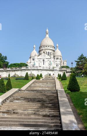 Basilika Sacré-Cœur (Basilique du Sacré-Cœur), Rue du Chevalier de la Barre, Montmartre, Paris, Île-de-France, Frankreich Stockfoto