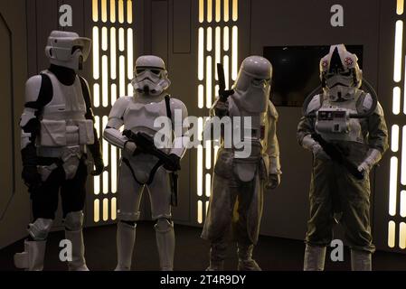 Scout Trooper, Stormtrooper, Snowtrooper und AT-AT Pilot Cosplay Stockfoto