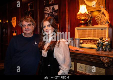 VEGHEL - Frank Lammers und Elise Schaap während des Pressetages für Ferry: The Series. Das Prequel der beliebten Undercover-Serie von Netflix wird diesen Herbst online sein. ANP LEVIN DEN BOER niederlande aus - belgien aus Stockfoto