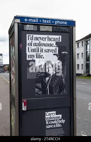 Naloxon-Kampagne von Release Drugs - Carry Nalozon es könnte helfen, ein Leben zu retten Teil des International Overdose Awareness Day 2022, Glasgow, Schottland, Großbritannien Stockfoto