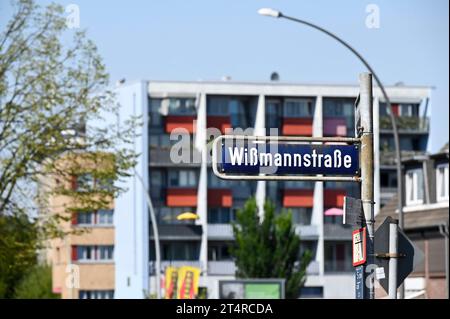 Deutscher Kolonialismus DEUTSCHLAND, Hamburg, Spuren der deutschen Kolonialgeschichte, umstrittene Straßennamen, Wißmannstraße, Herrmann von Wißmann, als Reichskommissar und Befehlshaber der ersten deutschen Kolonialtruppe Schutztruppe war er in den Jahren 1889**1890 verantwortlich für die Niederschlagung des Widerstandes der ostafrikanischen Küstenbevölkerung. 1895***96 war er Gouverneur von Deutsch-Ostafrika Hamburg Deutschland Credit: Imago/Alamy Live News Stockfoto