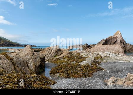 Blick auf Felsformationen am Tunnels Beach in Ilfracombe Stockfoto