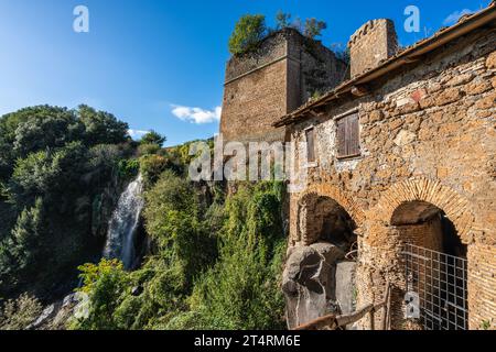 Malerische Sehenswürdigkeit in Nepi, einem wunderschönen Dorf in der Provinz Viterbo, Latium, Italien. Stockfoto