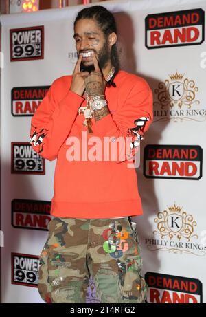 Philadelphia, PA, USA. Oktober 2023. Lil Durk Backstage beim Power 99 40 Jubiläumskonzert im Wells Fargo Center in Philadelphia, Pennsylvania am 27. Oktober 2023. Darlegung: Star Shooter/Media Punch/Alamy Live News Stockfoto