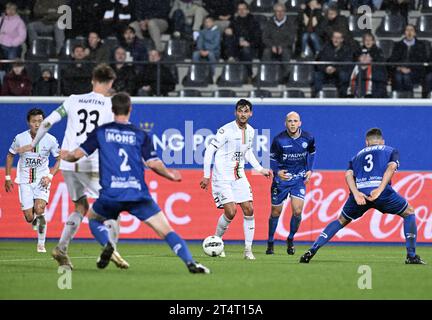 Heverlee, Belgien. November 2023. Florian Miguel von OHL kontrolliert den Ball während eines Croky Cup 1/16 Finalspiels zwischen OH Leuven und Eendracht Elene-Grotenberge (3. Amateur) am Mittwoch, den 1. November 2023 in Heverlee. BELGA FOTO JOHN THYS Credit: Belga News Agency/Alamy Live News Stockfoto