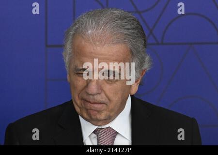 DF - BRASILIA - 01/11/2023 - BRASILIA, LULA UNTERZEICHNET ERLASS FÜR GLO IN HÄFEN UND FLUGHÄFEN VON SAO PAULO UND RIO DE JANEIRO - VERTEIDIGUNGSMINISTER JOSE MUCIO, im Rahmen einer Zeremonie zur Unterzeichnung eines Dekrets für GLO in Häfen und Flughäfen in Sao Paulo und Rio de Janeiro fand am Mittwoch, 1. November, statt. Foto: Mateus Bonomi/AGIF Stockfoto