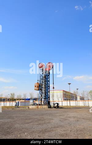 Turmpumpe im Ölfeld, china Stockfoto