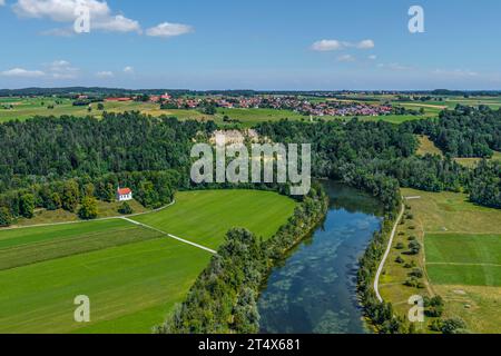 Aus der Vogelperspektive auf das Dorf Epfach am Lech in Oberbayern bei Landsberg Stockfoto