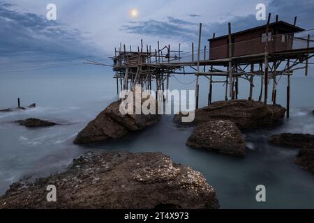 Trabocco Spezzacatena (Rocca San Giovanni) Stockfoto