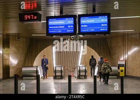 Prag, Tschechische Republik. November 2023. Die rekonstruierte U-Bahn-Station Jiriho z Podebrad wurde am 2. November 2023 in Prag in Betrieb genommen. Quelle: VIT Simanek/CTK Photo/Alamy Live News Stockfoto