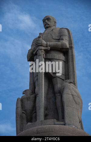 Das Bismarck-Denkmal im alten Elbpark in Hamburg Stockfoto