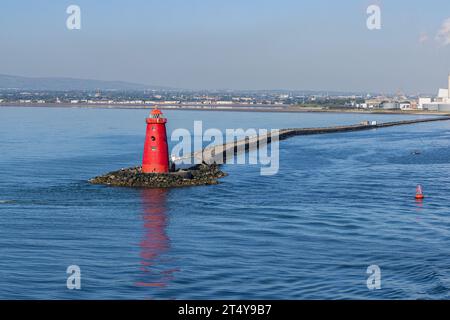 Ausfahrt aus dem Hafen Dublin Stockfoto